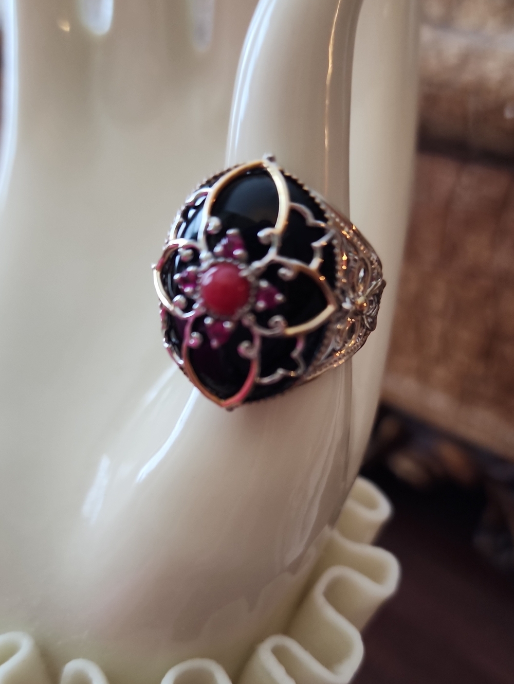 Vintage Silver Filigree Ring w/      Black Onyx Red Coral & Pink Gemstones